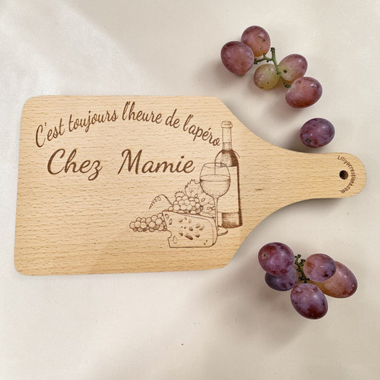 Planche apéro Mamie personnalisée en bois